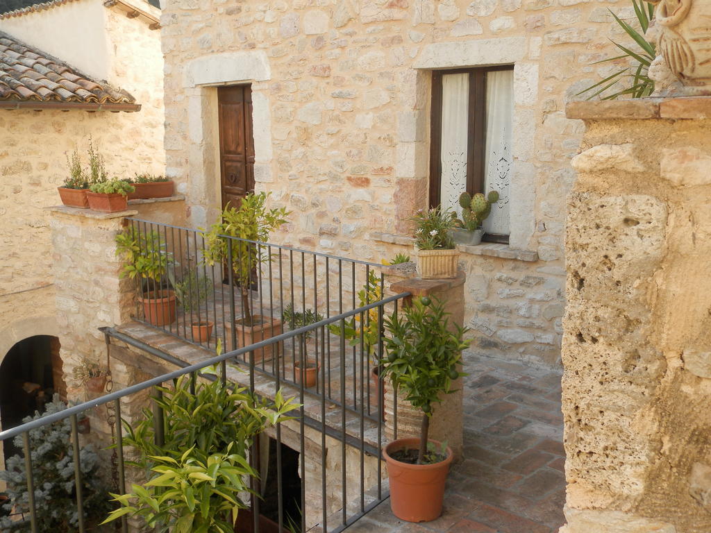 Residenza Di Paese Castello Del Poggio Hotel Ferentillo Екстериор снимка