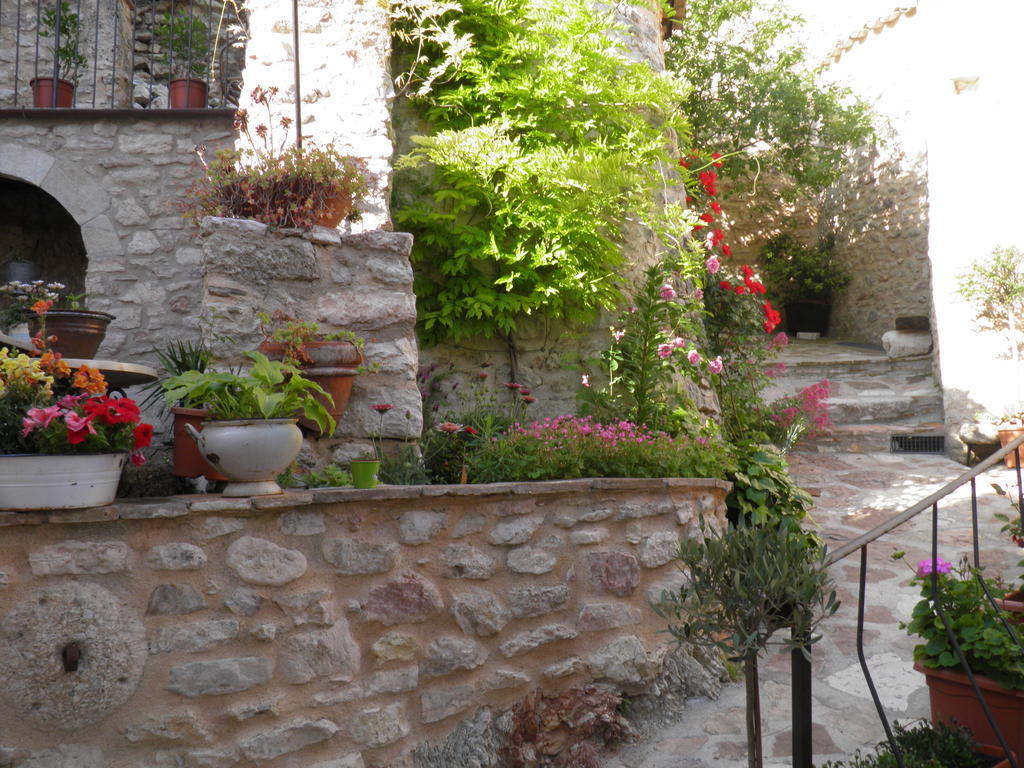 Residenza Di Paese Castello Del Poggio Hotel Ferentillo Екстериор снимка